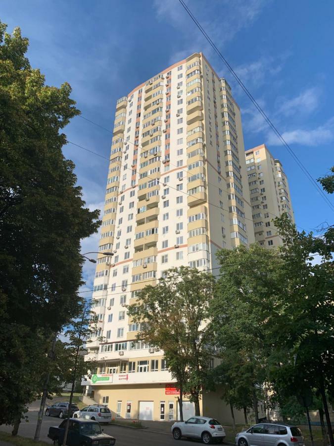 West street LUX Apartments Kiev Buitenkant foto