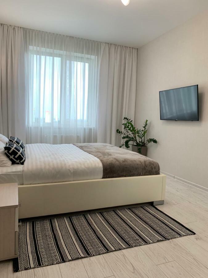 West street LUX Apartments Kiev Buitenkant foto