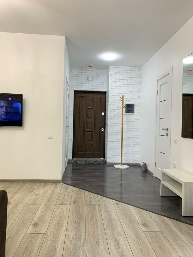 West street LUX Apartments Kiev Buitenkant foto